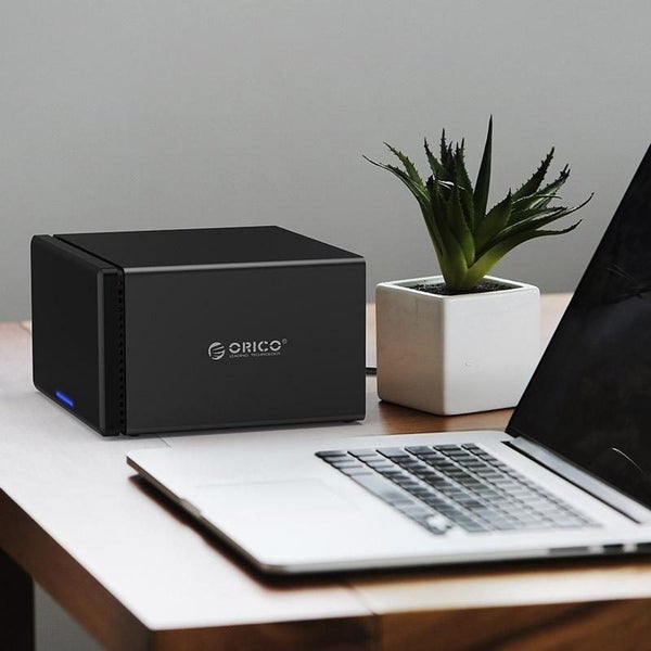 8 Bay USB C 3.1 to Sata Hdd Dock Carousel 1