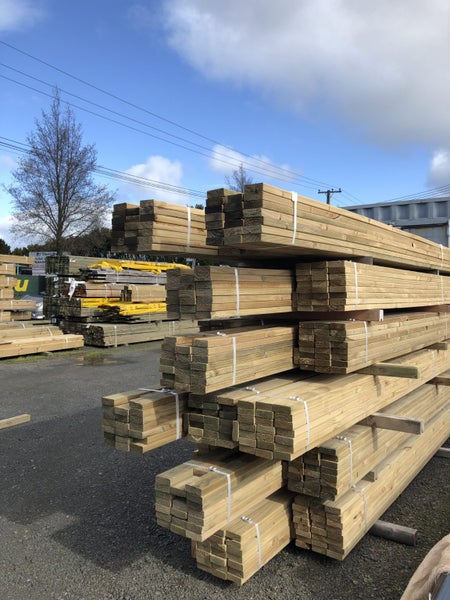 Decking 100x40mm Grip Tread 120m Carousel 1