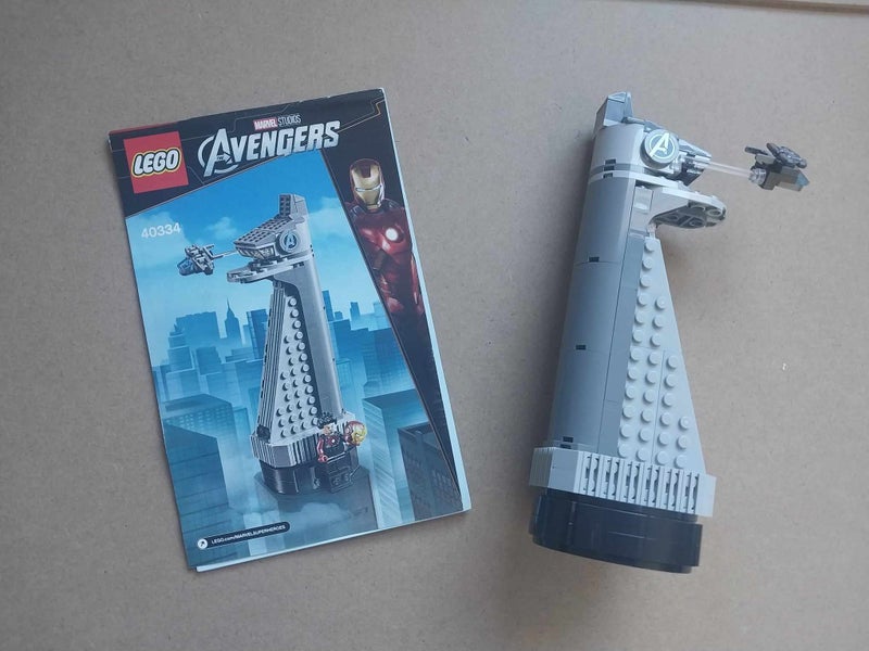 40334 LEGO Avengers Tower Carousel 2