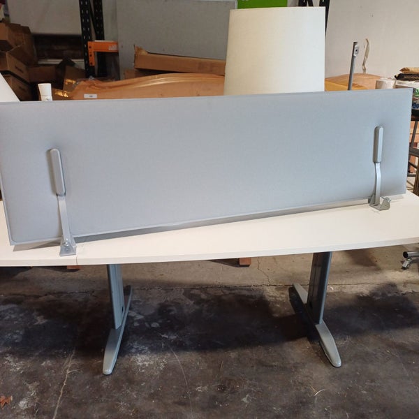 Desk mounted privacy partition-Grey Carousel 2