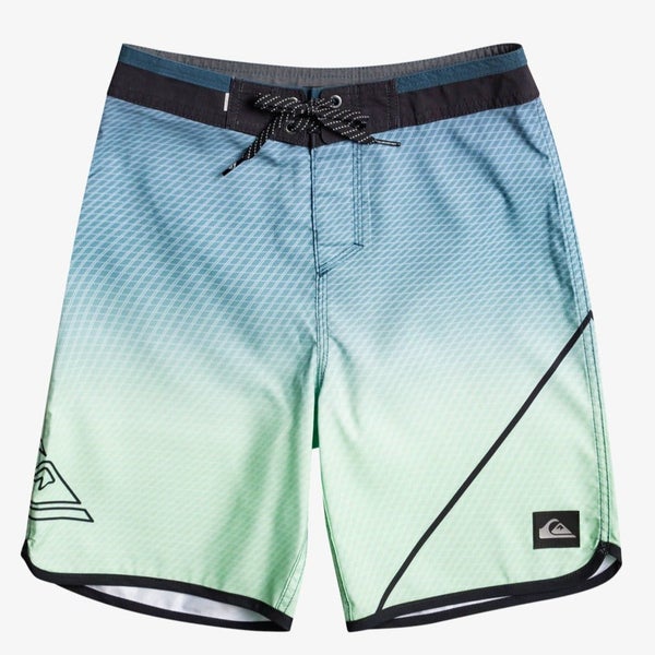 QUIKSILVER YOUTH EVERYDAY NEW WAVE 17" BOARSHORT Carousel 2
