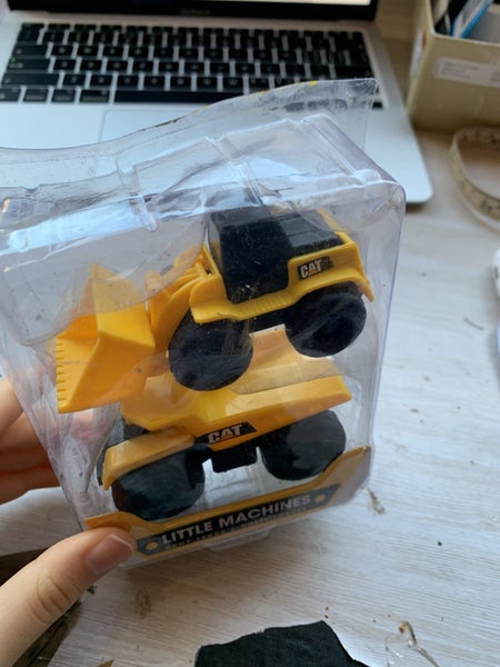 A SET OF 2 LITTLE MACHINES, DUMP TRUCK + WHEEL LOADER Carousel 2