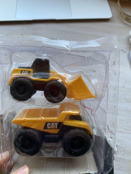 A SET OF 2 LITTLE MACHINES, DUMP TRUCK + WHEEL LOADER Carousel 4