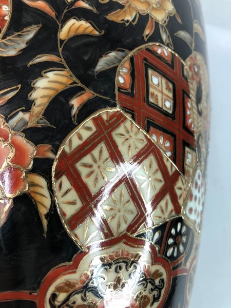 Large Beautiful Imari Vase (18302)63000340228609114