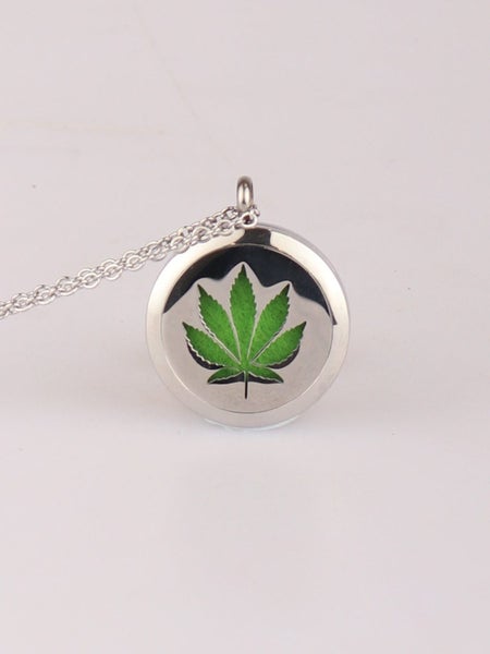 Aroma Pendant Leaf silver Carousel 2