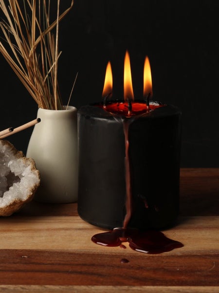 Vampire Tears Pillar Candle 7.5 cm Carousel 1