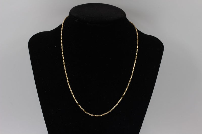 Thick 14ct Gold Box chain Carousel 5