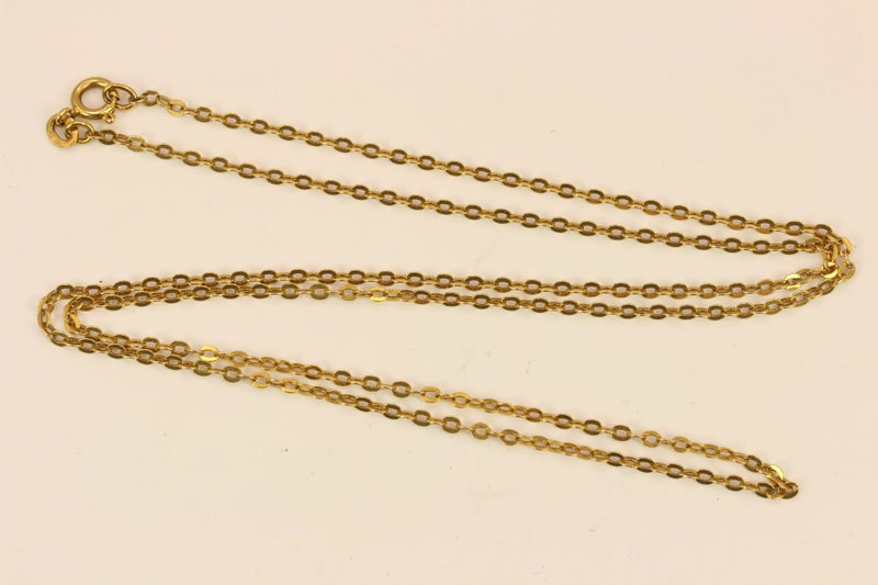 Long 18ct Gold ‘Cable’ chain Carousel 1