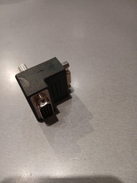 VGA Right Angle Adapter Carousel 2