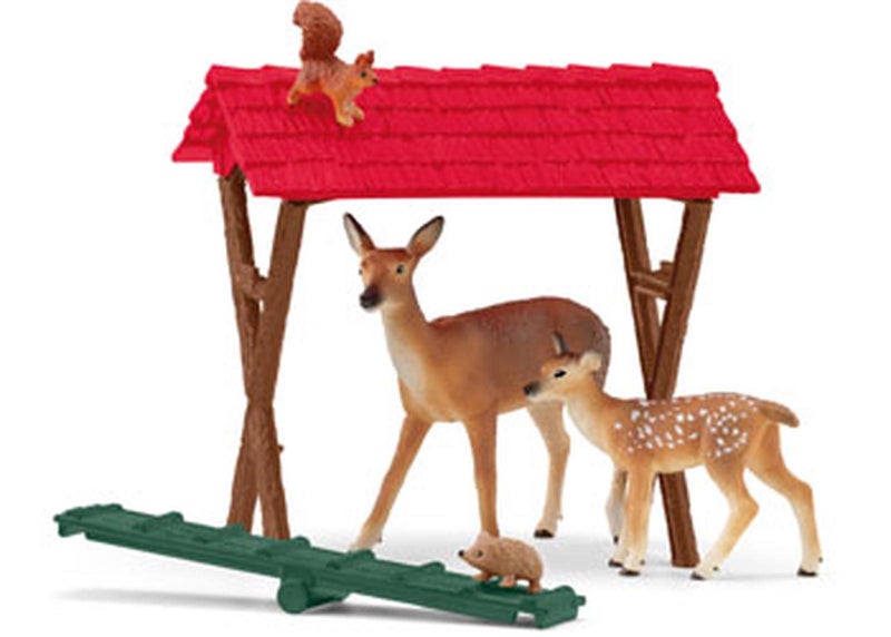 Schleich Feeding The Forest Animals Carousel 1