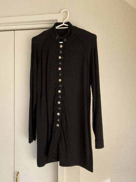 Paula Ryan merino wool long cardigan Carousel 1