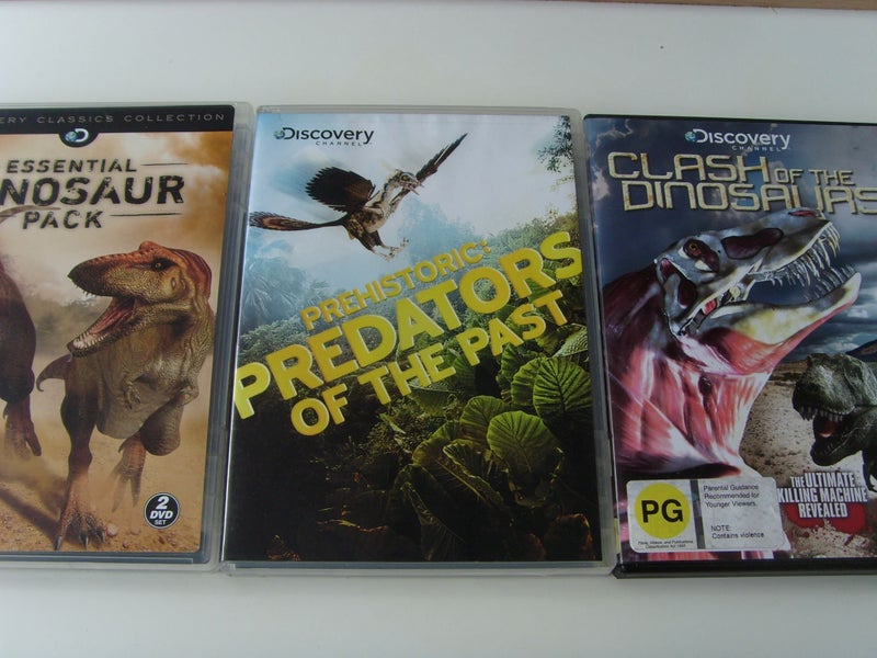 Discovery Dinosaur DVDs x 3 Clash Of, Predators, Essential 5 Discs 800+ Mins.629585615523851125