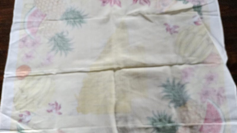 ~" Tropical Queensland Tablecloth "~ Carousel 10