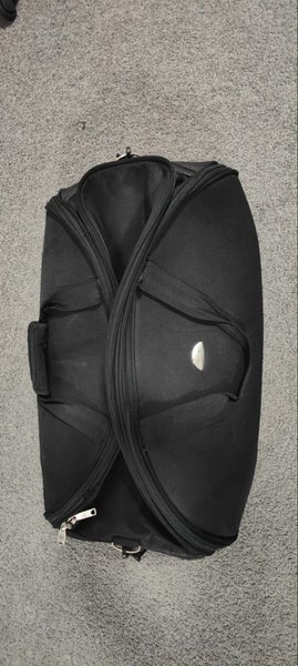 Duffel Bag Carousel 2
