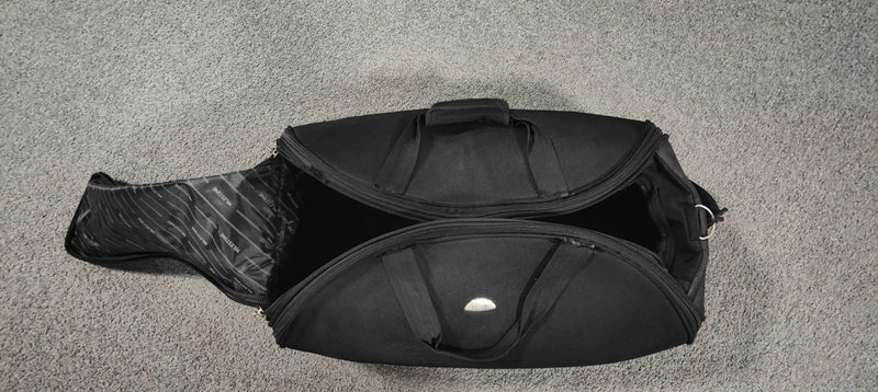 Duffel Bag Carousel 4