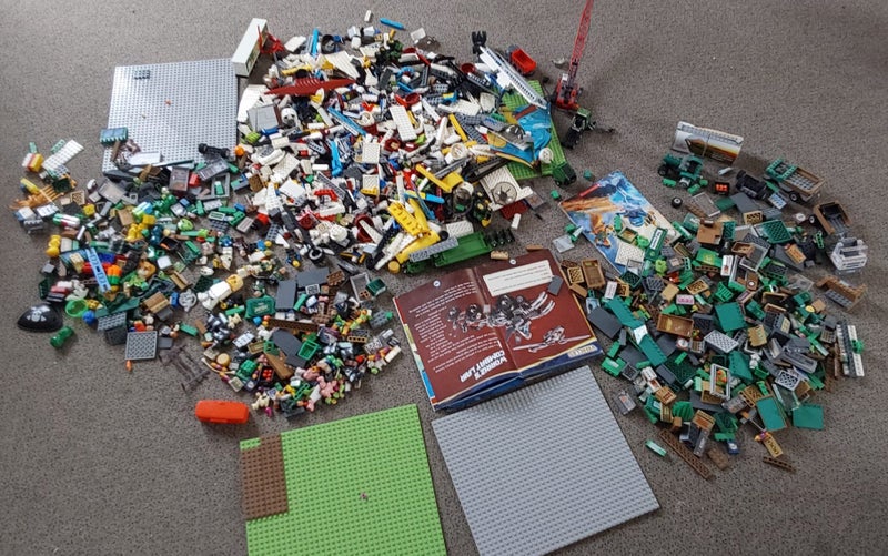 Large Lego and pieces Carousel 1