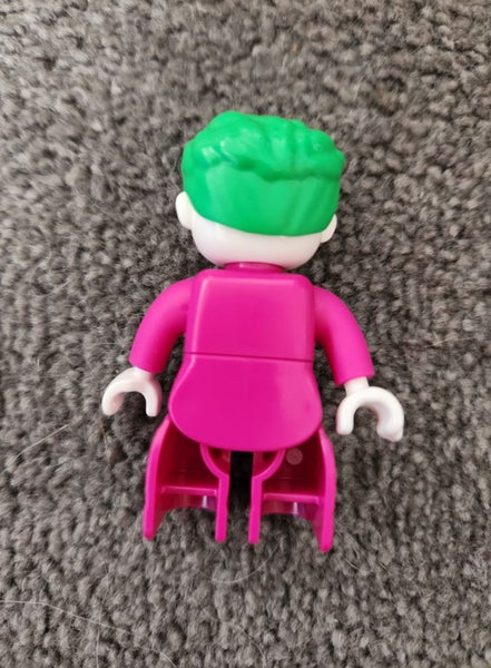 Lego Duplo The Joker figurine - green hair, magenta suit (2020 release) Carousel 4