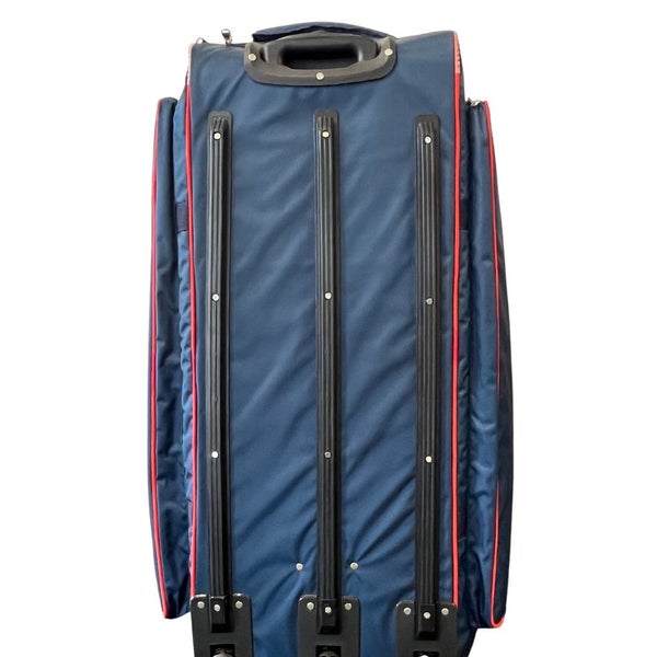 MRF NUI Kit bag Carousel 10