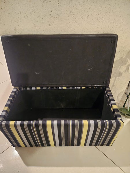 Ottoman with the storage Carousel 2