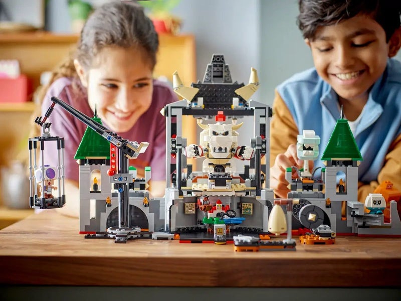Lego SM Dry Bowser Castle Battle 71423 Carousel 4