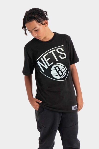 Outerstuff Brooklyn Nets Boxed Logo Tee - Youth Carousel 1