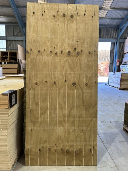 15mm 2700 x 1200 Ruralclad Seconds Grooved H3.2 Treated Carousel 1