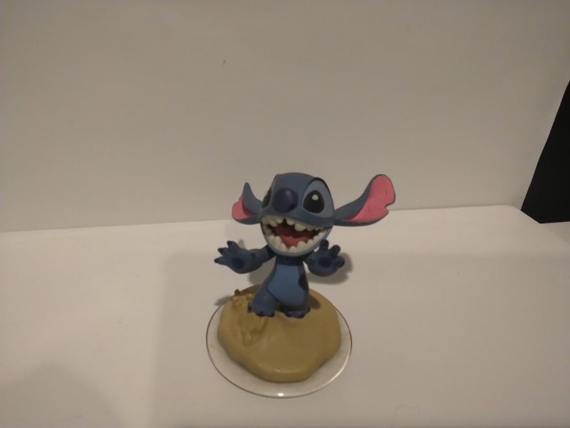 Disney infinity figure stitch Carousel 1