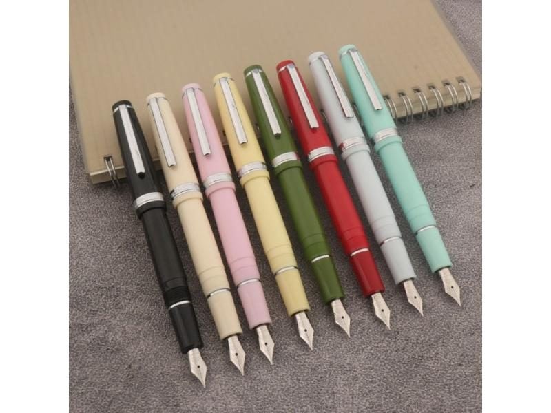 Fountain Pen Carousel 2
