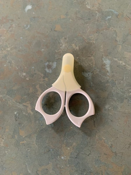 Made in Japan Pigeon nail clipper for baby Carousel 1
