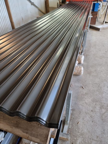 Corrugated Iron - 6m sheets - Ironsand Carousel 1