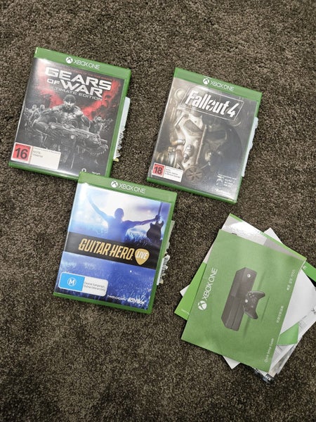 XBox One Console and Controller Carousel 6