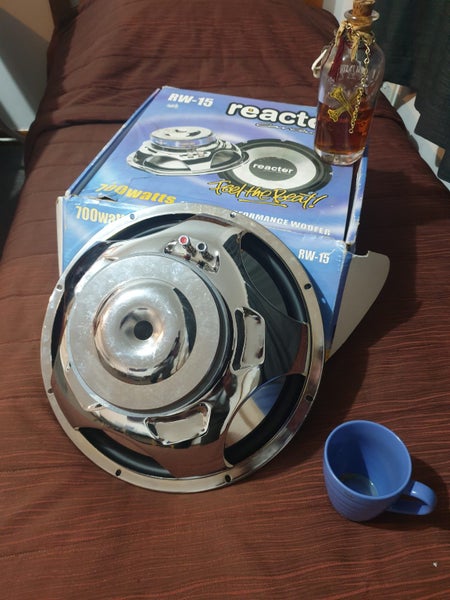 subwoofer base speaker 700 watt Carousel 2