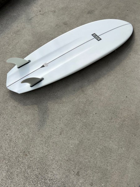 ALBUM PLASMIC DIAMOND TAIL CLEAR PU SURFBOARD 5'8 Carousel 5