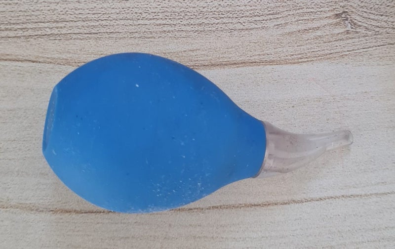 Baby nose aspirator Carousel 1