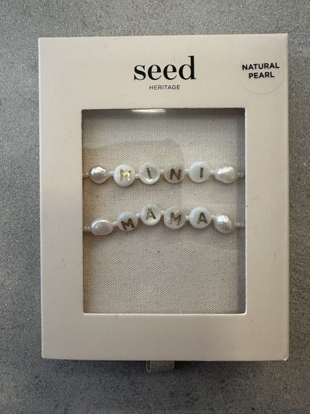 BNWT Seed pearl bracelet set Mama and Mini (box D) Carousel 1