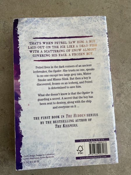 THE HIDDEN BOOK 1 ice breaker LIAN TANNER Carousel 2