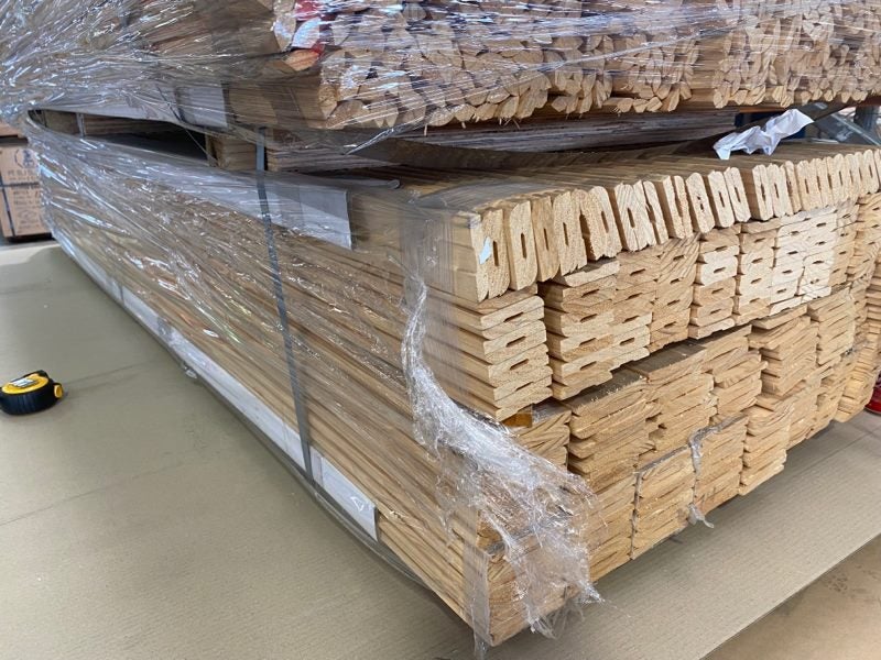 Bullnose Arc 60x10 Pine 2.4m Carousel 2