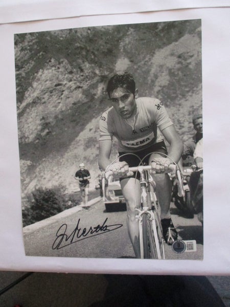 Eddy Merckx "5X Tour de France winner" signed Photo + Authentication Carousel 2