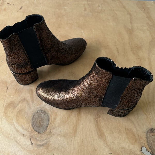Neo Metallic Copper Crackle Leather Heeled Ankle Boots Size 38 Carousel 6