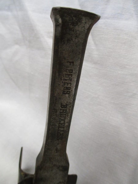 Vintage Leather Working Tools - Heavy Duty Steel Punch - PCH 0649 Carousel 4