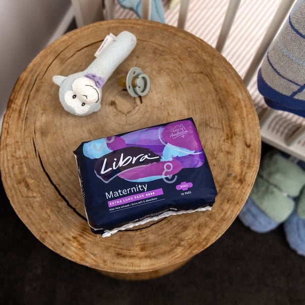 Libra Maternity Pads Extra Long With Wings 10pack Carousel 5