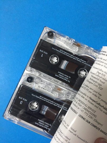 Robert Goddard: Painting The Darkness (AudioBook Cassette) Carousel 3