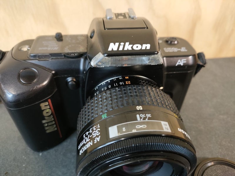 Nikon 401s 35-70mm lens Carousel 2