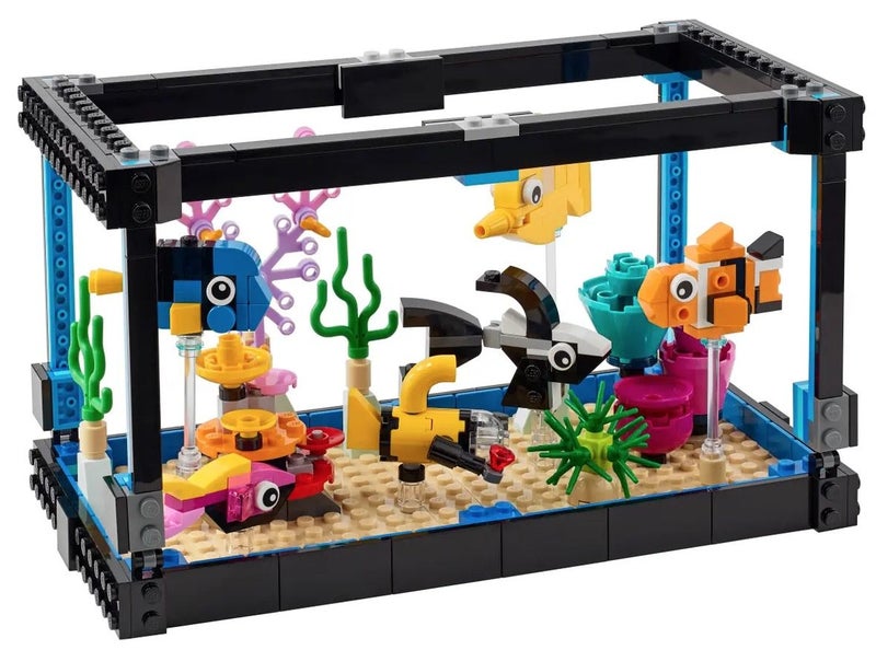 Lego 31122 Creator 3-in-1 ~ Fish Tank *Completed* Carousel 1