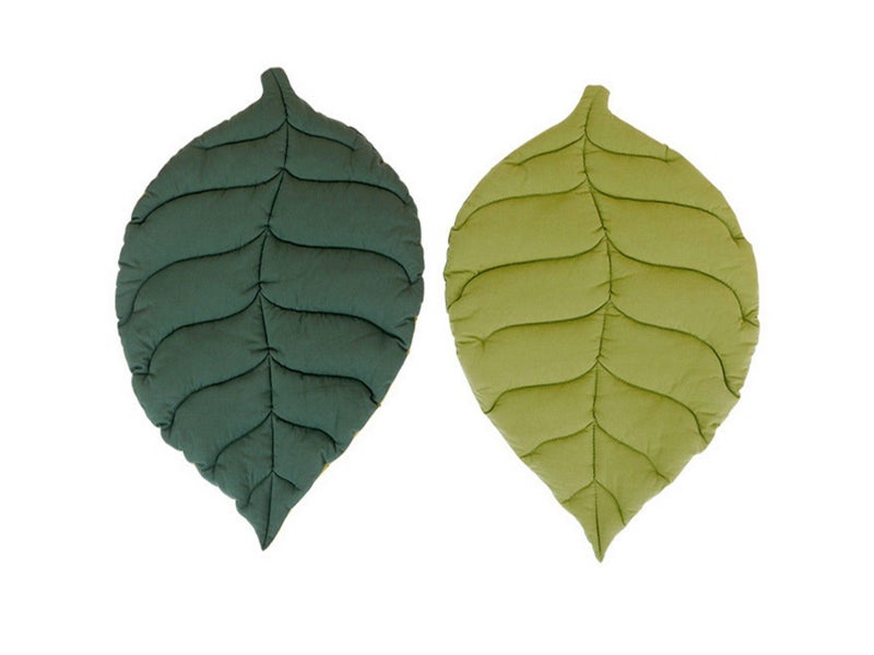 Double-Sided Leaf Shape Dog Cat Bed Mattress Cushion Soft Pad Washable Carousel 2