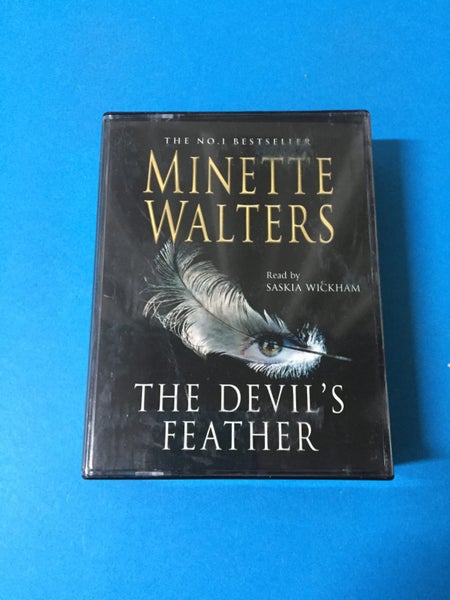 Minette Walters: The Devil's Feather (AudioBook Cassette) Carousel 1