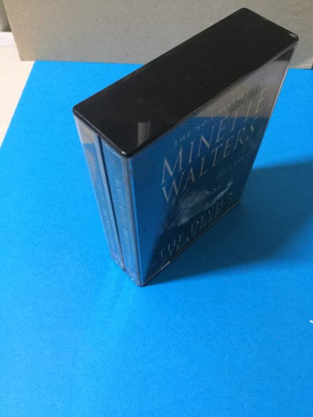Minette Walters: The Devil's Feather (AudioBook Cassette) Carousel 3