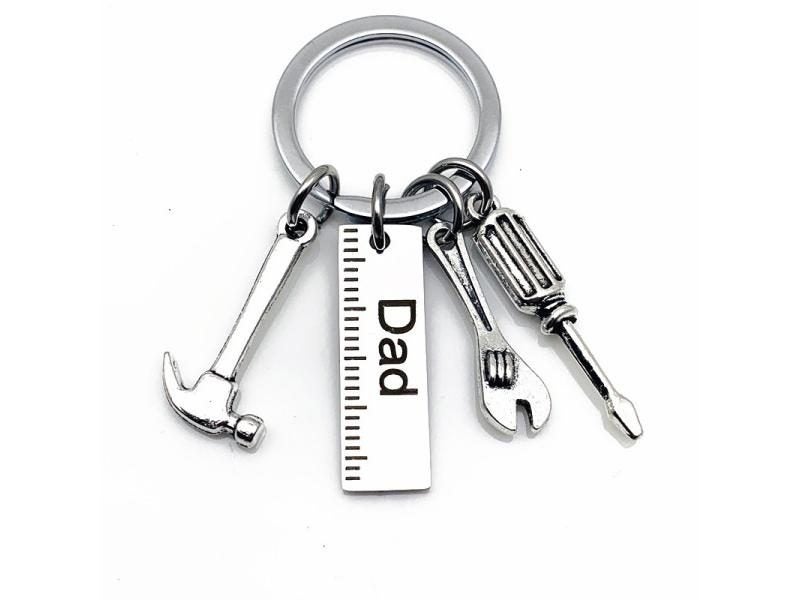 Fashion Dad Letters Keychains Handbag Decor Pendant Father's Day Gifts Carousel 1