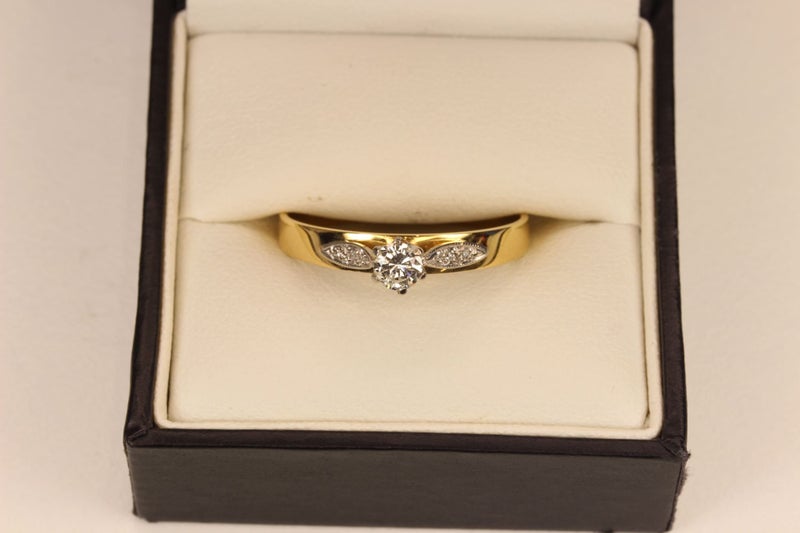 18ct Diamond Solitaire ring Carousel 1