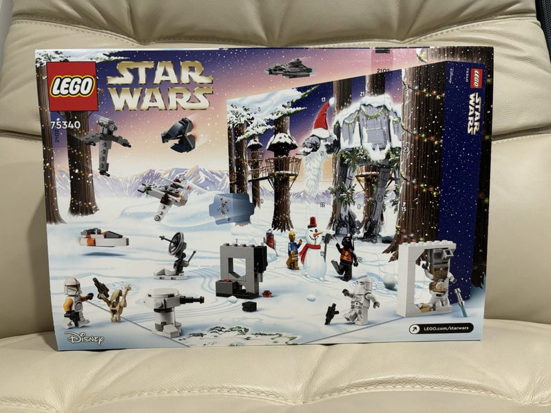 LEGO Star Wars 75340 - Advent Calendar 2022 Carousel 2